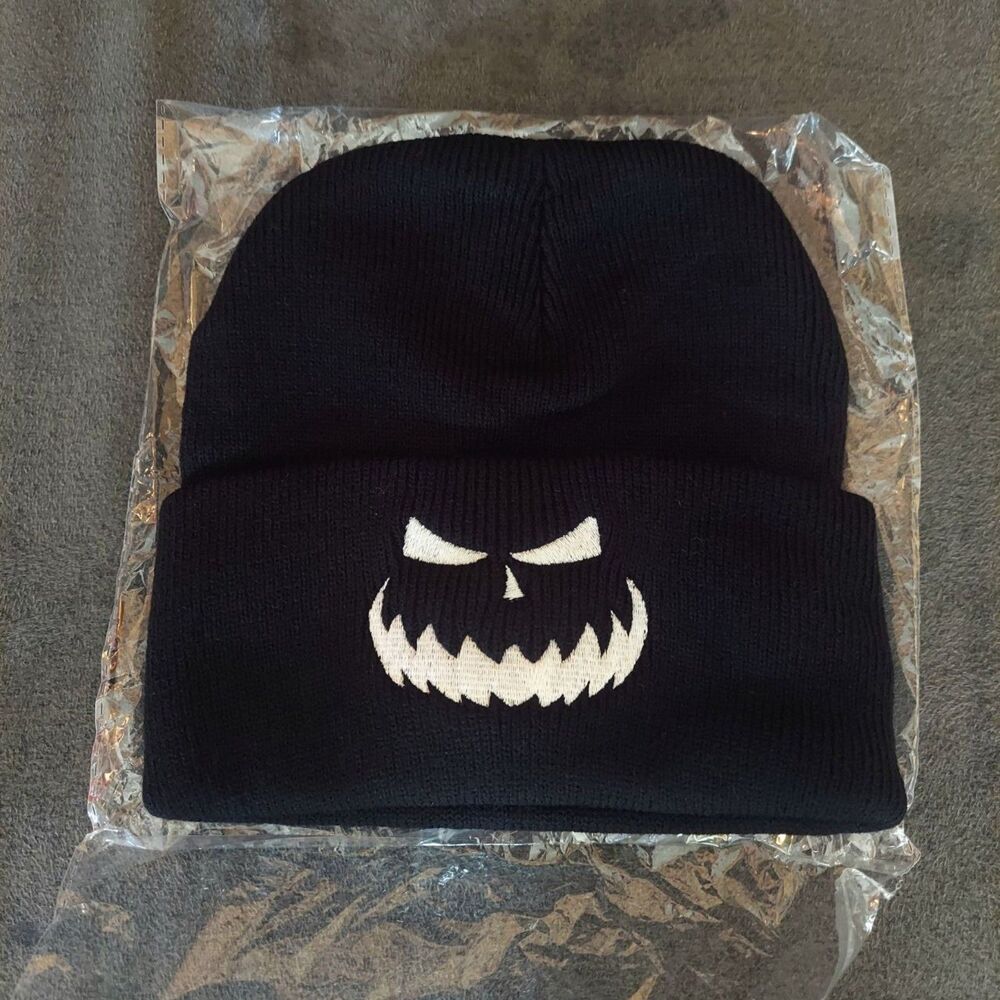 Fall Cuffed Black and White Ghost Face Beanie Hat Horror